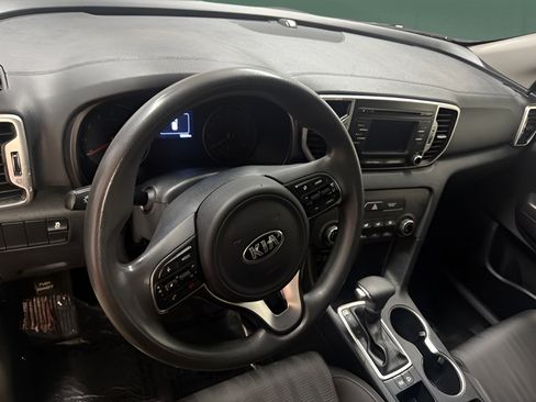 Used 2019 Kia Sportage LX FWD image 17