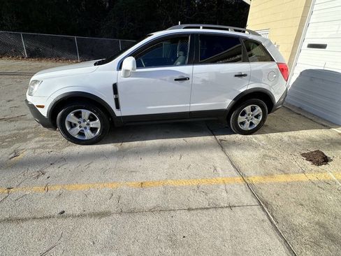 Used 2013 Chevrolet Captiva Sport LS image 4