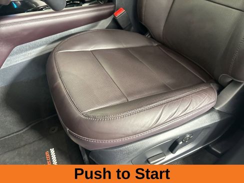 Used 2025 Ford Explorer Platinum w/ LUX Leather Package image 10