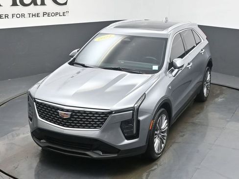 Used 2024 Cadillac XT4 Premium Luxury image 45