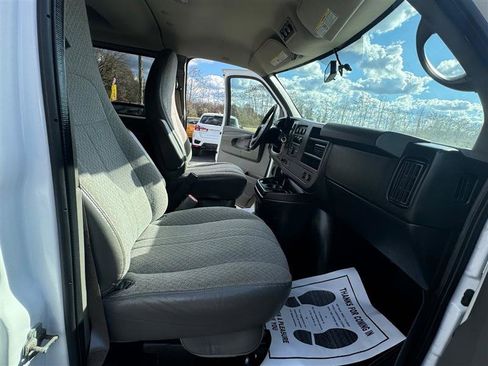Used 2014 Chevrolet Express 3500 LT w/ LT Preferred Equipment Group image 30