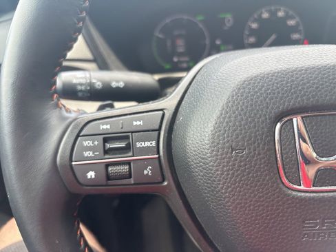 Certified 2025 Honda CR-V Sport image 16