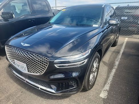 Used 2025 Genesis GV70 2.5T AWD/4WD image 4