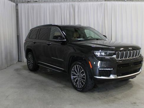 Used 2022 Jeep Grand Cherokee L Summit AWD/4WD image 31