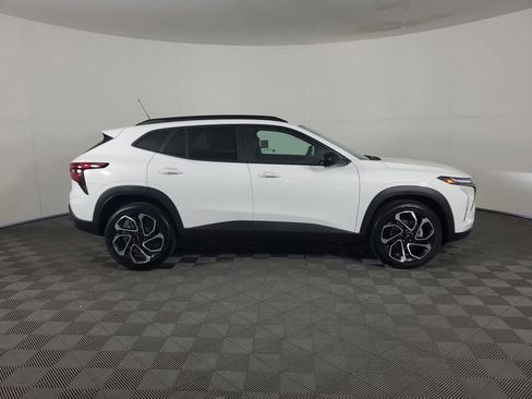 New 2026 Chevrolet Trax RS w/ Sunroof Package image 3