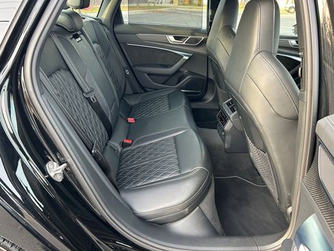 Used 2021 Audi S6 Prestige w/ Prestige Package image 24