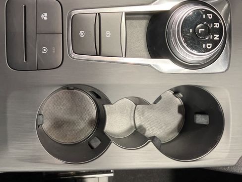 Used 2020 Ford Escape SEL image 17