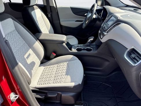 Used 2024 Chevrolet Equinox LT w/ LPO, Floor Liner Package FWD image 26