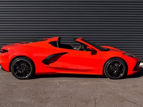 Used 2024 Chevrolet Corvette Stingray Preferred Cpe w/ 2LT image 19