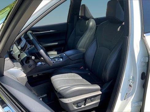Certified 2023 INFINITI QX60 Sensory w/ Vision Package AWD/4WD image 20