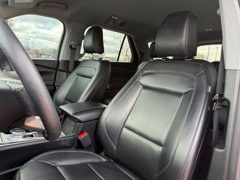 Used 2023 Ford Explorer XLT w/ Equipment Group 202A image 14