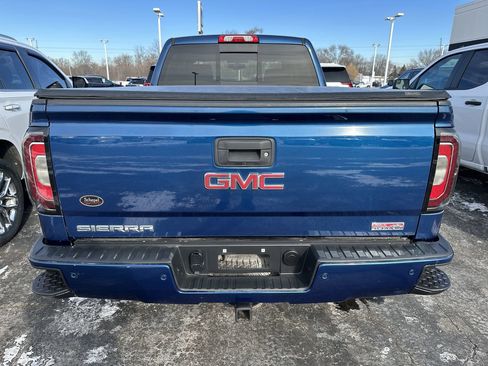 Used 2018 GMC Sierra 1500 SLT w/ All Terrain Package image 22