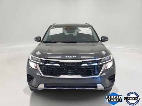 Used 2025 Kia Seltos S image 2