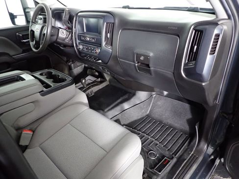 Used 2017 Chevrolet Silverado 2500 W/T w/ Snow Plow Prep Package image 30