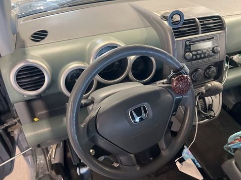 Used 2005 Honda Element EX image 14