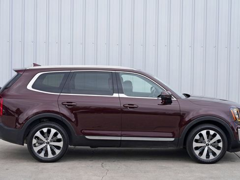 Used 2022 Kia Telluride EX w/ EX Premium Package image 50