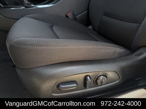 Used 2024 Chevrolet Malibu LT FWD image 27