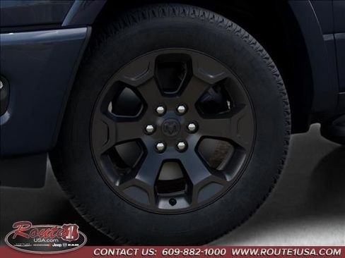 New 2026 RAM 1500 4x4 Crew Cab image 9