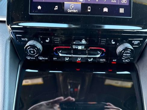 New 2026 Jeep Grand Cherokee Laredo X image 25