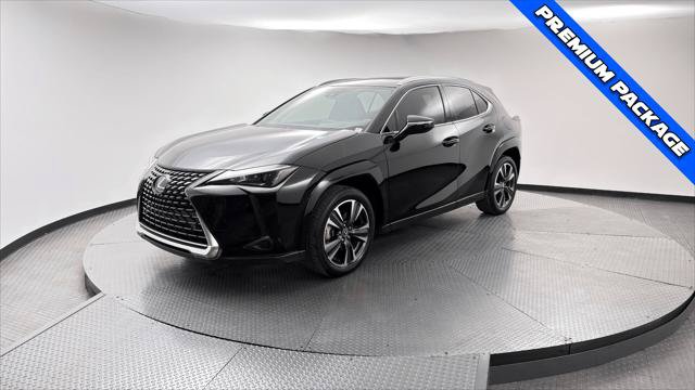 Used 2023 Lexus UX 250h FWD w/ Accessory Package (Z1) image 2