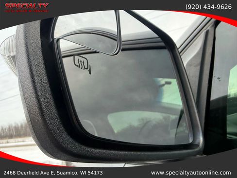 Used 2016 Ford Edge SE image 11