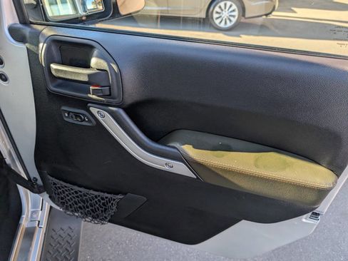 Used 2011 Jeep Wrangler Unlimited 70th Anniversary w/ Dual Top Group image 36