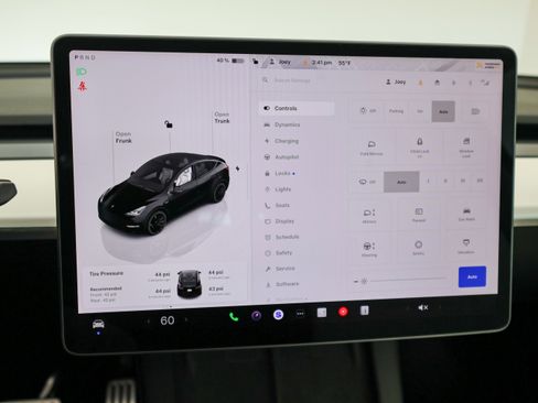 Used 2023 Tesla Model Y Performance image 26