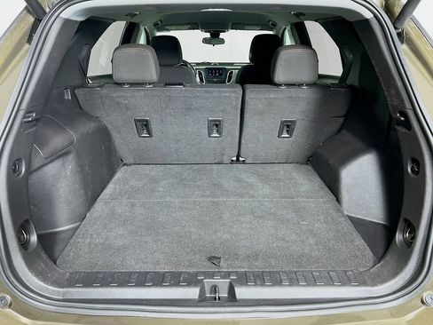 Used 2023 Chevrolet Equinox LT w/ Driver Convenience Package AWD/4WD image 24