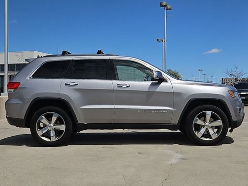 Used 2016 Jeep Grand Cherokee Limited AWD/4WD image 4