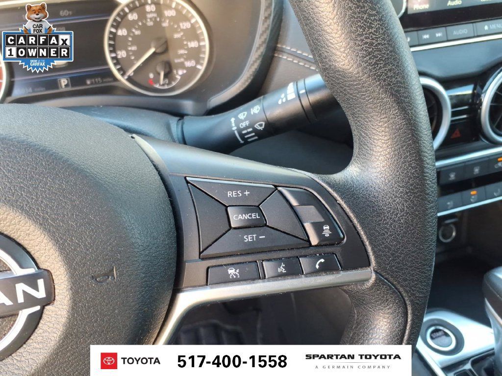 Used 2025 Nissan Sentra SV FWD image 17