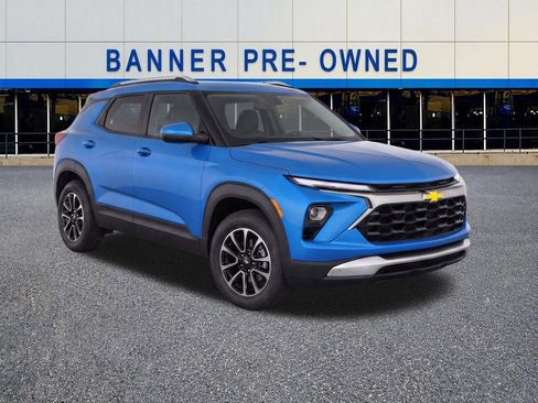 Certified 2026 Chevrolet TrailBlazer LT FWD image 1