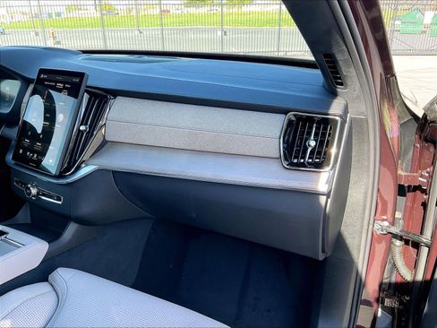 New 2026 Volvo XC90 T8 Ultra w/ Lounge Package AWD/4WD image 29