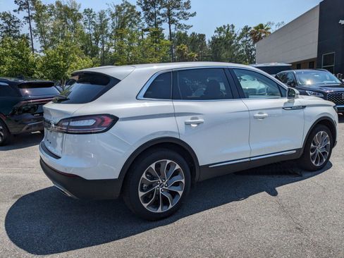 Certified 2023 Lincoln Nautilus Reserve w/ Equipment Group 201A image 5