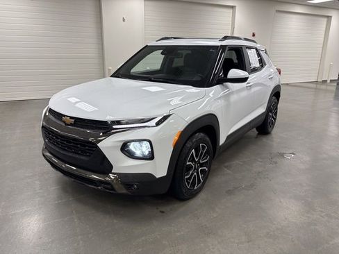 Used 2021 Chevrolet TrailBlazer ACTIV w/ Sun and Liftgate Package image 4