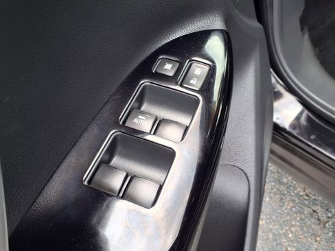 Used 2024 Mitsubishi Eclipse Cross LE image 8