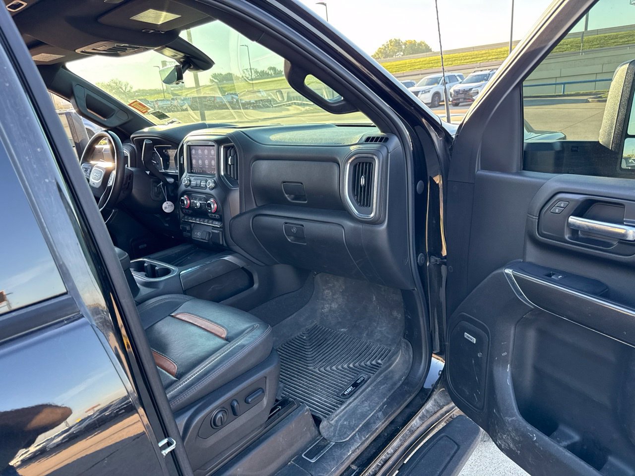 Used 2023 GMC Sierra 2500 AT4 w/ AT4 Premium Plus Package AWD/4WD image 14