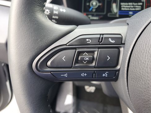 Certified 2025 Toyota Corolla Core image 29