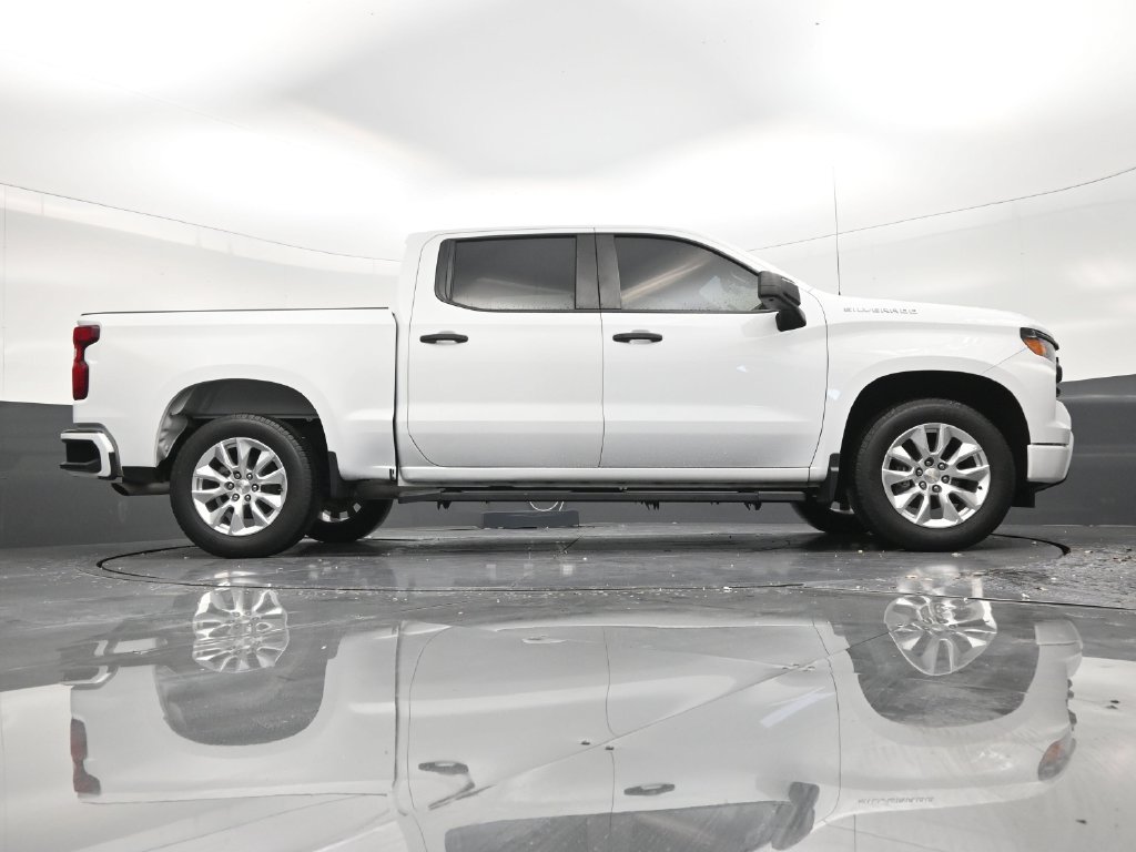 Used 2024 Chevrolet Silverado 1500 Custom RWD image 24