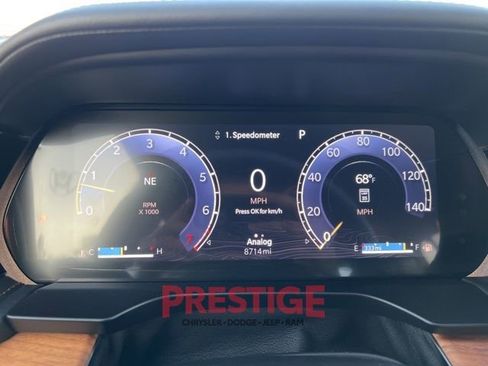 Used 2025 Jeep Grand Cherokee Summit w/ Luxury Tech Group V image 43