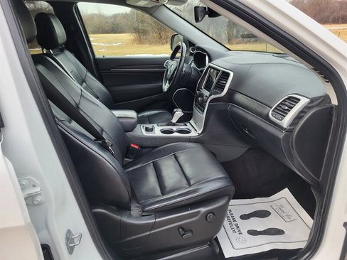 Used 2018 Jeep Grand Cherokee Summit AWD/4WD image 12
