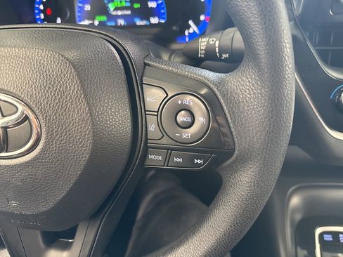 Used 2022 Toyota Corolla LE FWD image 19