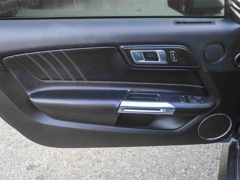 Used 2023 Ford Mustang Premium image 18