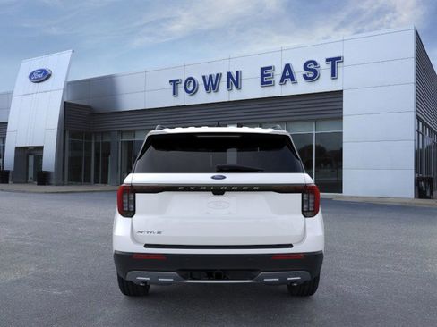 New 2025 Ford Explorer Active w/ Active Comfort Package image 5