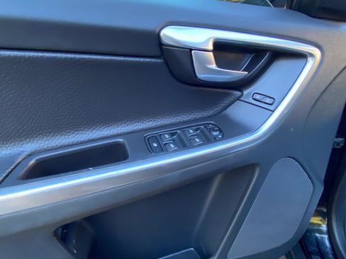 Used 2012 Volvo XC60 3.2 Premier Plus image 22