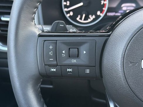 Certified 2023 Nissan Rogue SV w/ SV Premium Package image 38