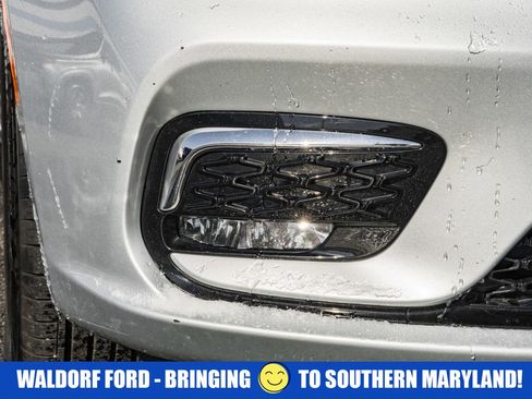 Used 2023 Chrysler Pacifica Limited image 15