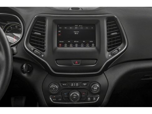 Used 2020 Jeep Cherokee Limited AWD/4WD image 7
