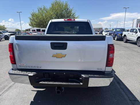 Used 2013 Chevrolet Silverado 1500 LTZ w/ Z71 Appearance Package AWD/4WD image 6
