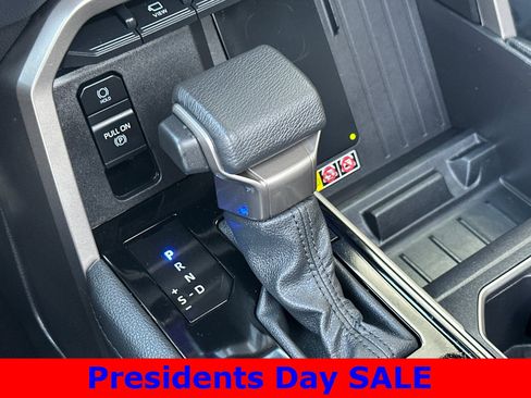 Used 2025 Toyota Tundra Limited image 20