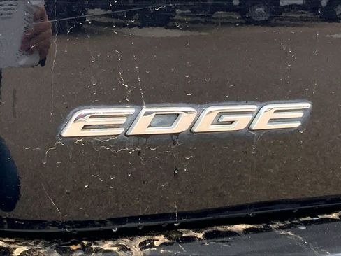 Used 2018 Ford Edge Titanium w/ Technology Package image 31